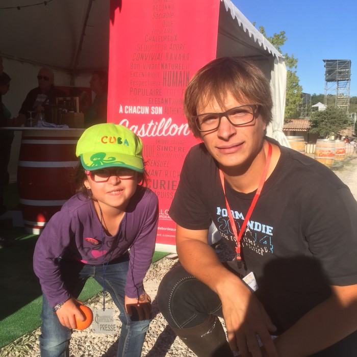 Manon avec Julien, acteur de la Bataille de Castillon / Le fils de Tablot