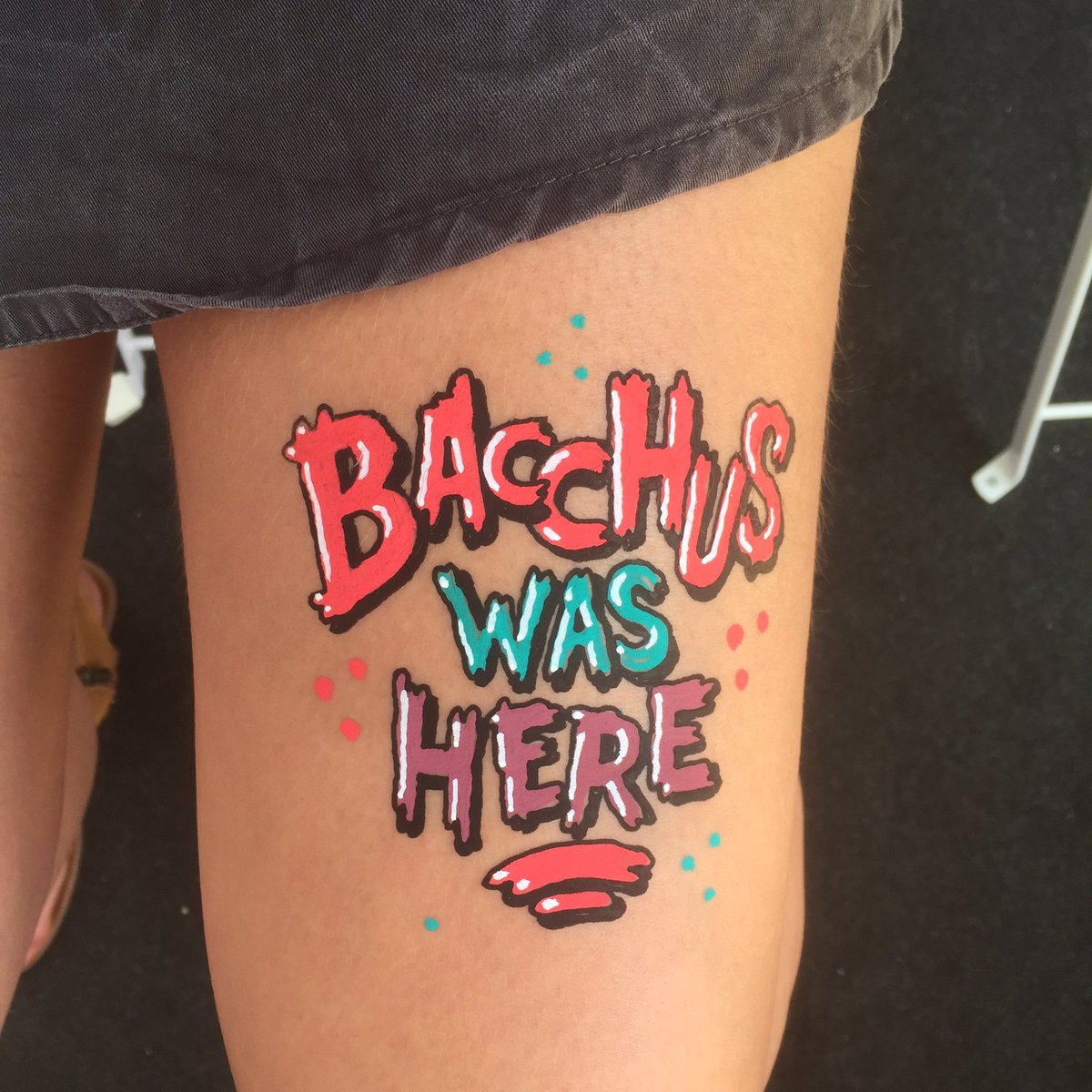 Top 14 des tatouages sur le thème du vin !