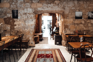 Bar à vins Yarra Bordeaux ©Hilaire Ahoueke