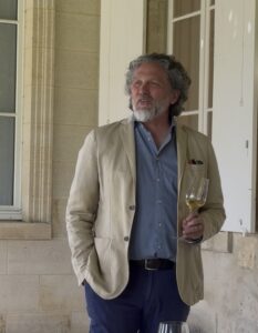 Axel Heinz, directeur général et winemaker du Château Lascombes, présentant la vision du domaine lors d'une dégustation à Margaux.
