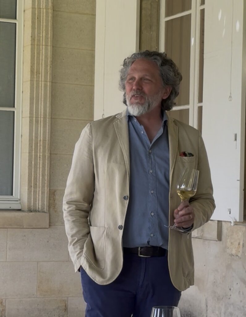 Axel Heinz, directeur général et winemaker du Château Lascombes, présentant la vision du domaine lors d'une dégustation à Margaux.
