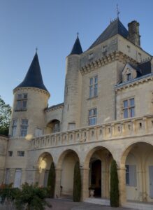 Château de La Rivière, domaine viticole en appellation Fronsac près de Bordeaux